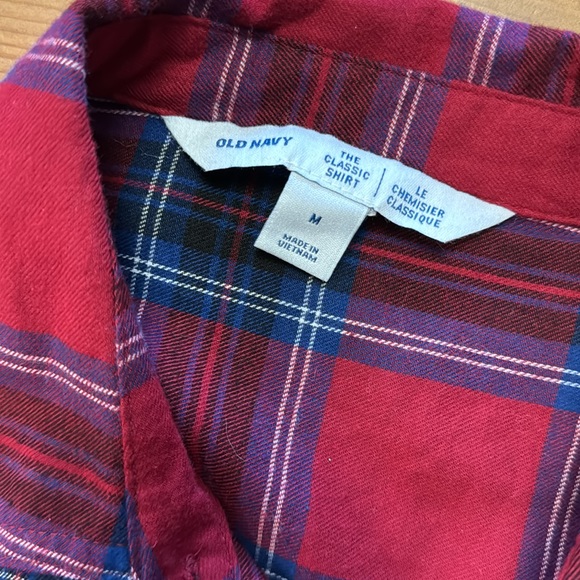 Old Navy The Classic Shirt - Picture 2 of 2